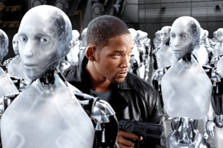 Alan Tudyk Reveals Why His Breakthrough Role in I, Robot Was Hidden From the Spotlight