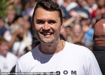 Breaking news Charlie Kirk’s body to be flown home aboard Air Force Two in rare tribute