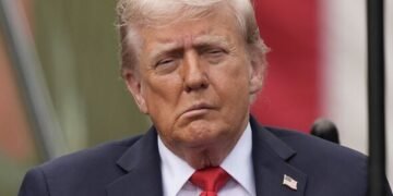 Republican slammed CNN over Trump health coverage as ‘face suddenly drops’ on live TV